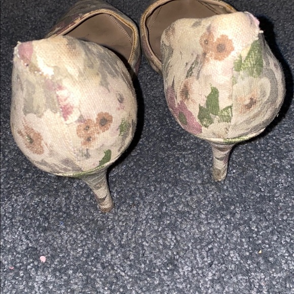 Floral print vintage-style heels - Picture 4 of 4